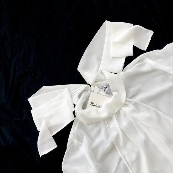 # NiniFashion - Beaded Skirt & Sheer Top Sz L - Picture 2 of 12